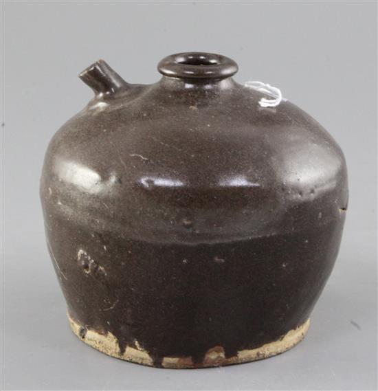 A Chinese Henan brown glazed stoneware oil jar, Song dynasty height 12.5cm